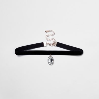 Black velvet jewel pendant choker necklace